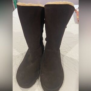 Beautiful BearPaw suede boots